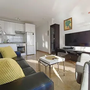 Sunny Teneguia By Yumbo Apartment